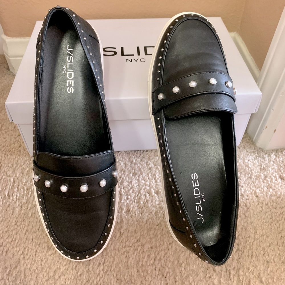 J SLIDES PEARL LOAFERS!!
